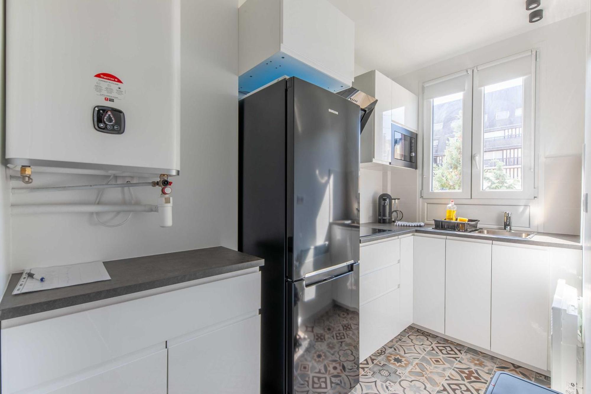Studio Sleeps 4 With Terrace, 500M Place Morny Довіль Екстер'єр фото